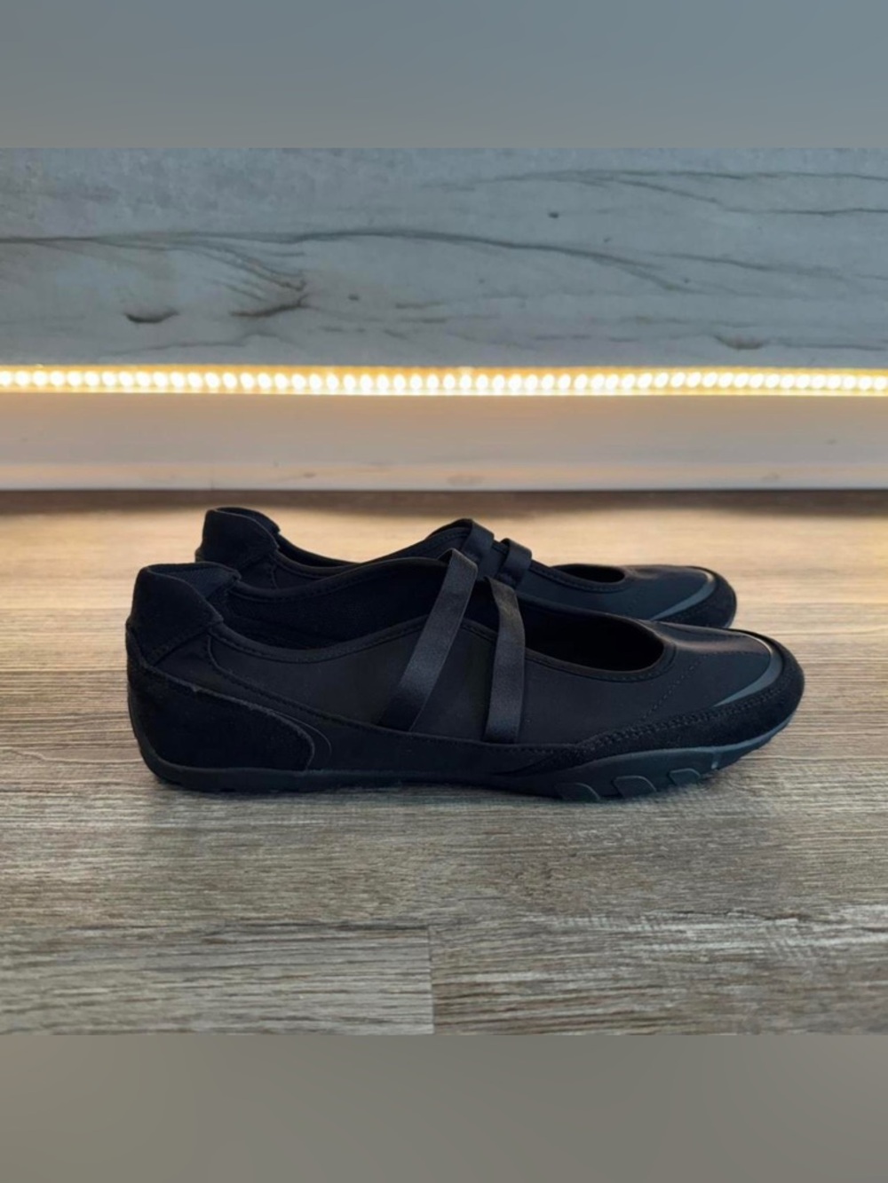 Zara Black Mary Jane Elastic-Strap Flats